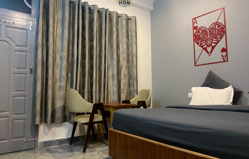 ROOMS_NAME