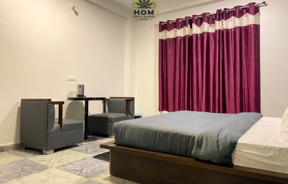 HOM House of ManMauji Riverside Kasol